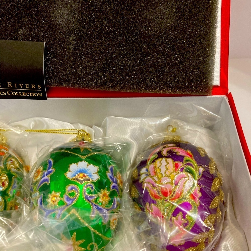Joan Rivers Russian Egg Collection​​ - Picture 6 of 14